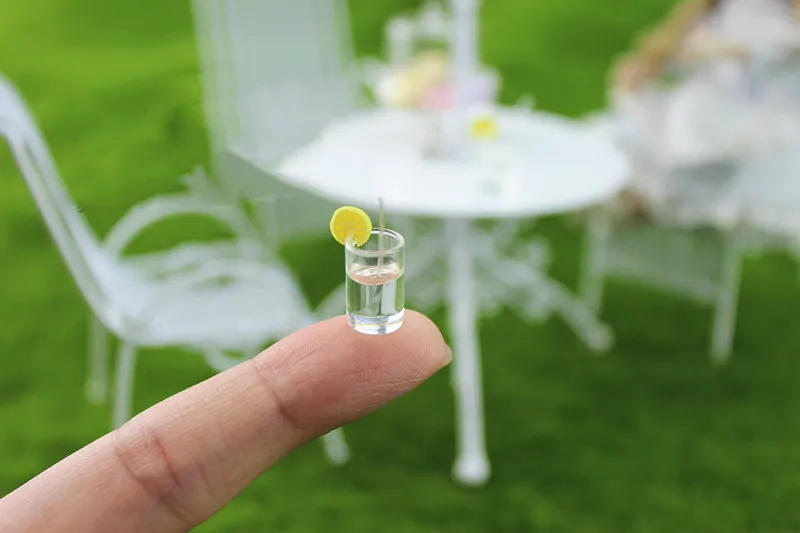 2pcs/set 1:12 Dollhouse Mini Lemon Water Cup Miniature Dollhouse Accessories Cups Toys Mini Decoration Gifts
2pcs/set 1:12 Dollhouse Mini Lemon Water Cup Miniature Dollhouse Accessories Cups Toys Mini Decoration Gifts