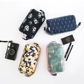 Women's canvas make-up bag multi-functional waterproof small travel bag storage bag
Women's canvas make-up bag multi-functional waterproof small travel bag storage bag