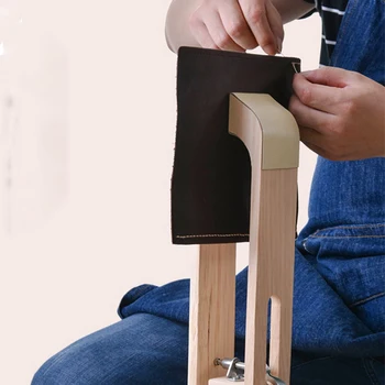 Wood Leathercraft Hand Stitching Leather Craft Lacing Sewing DIY Table Desktop Tool Portable Horse Clamp 1pc
Wood Leathercraft Hand Stitching Leather Craft Lacing Sewing DIY Table Desktop Tool Portable Horse Clamp 1pc
