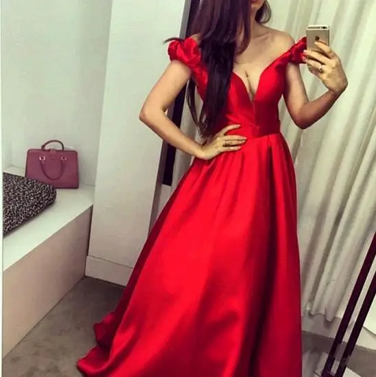 Elegant Taffeta deep V Neck Cap sleeve Red Long Saudi Arabia party prom gown vestido de noiva robe de soiree bridesmaid dresses
Elegant Taffeta deep V Neck Cap sleeve Red Long Saudi Arabia party prom gown vestido de noiva robe de soiree bridesmaid dresses