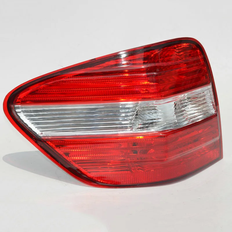 For Mercedes-Benz ML164 ML350 ML500 ML300 ML320Car LED Tail Light Reverse taillight Driving Brake Light Rear Fog Lamp
For Mercedes-Benz ML164 ML350 ML500 ML300 ML320Car LED Tail Light Reverse taillight Driving Brake Light Rear Fog Lamp