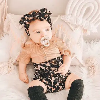 newborn baby girl 3 pieces set short sleeve top leopard bloomers with headband suit infant girl clothing sets
newborn baby girl 3 pieces set short sleeve top leopard bloomers with headband suit infant girl clothing sets