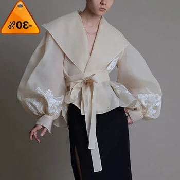 Organza Women Vintage Blouse Lapel Collar Lace Up Bow Lantern Long Sleeve Hit Color Shirt Female Fashion 2020 Tide
Organza Women Vintage Blouse Lapel Collar Lace Up Bow Lantern Long Sleeve Hit Color Shirt Female Fashion 2020 Tide