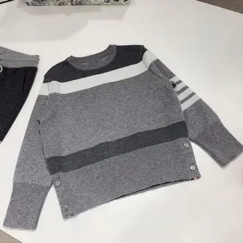 2020 Kids Sweaters Striped Pullover Gray Navy Colour Handsome Toddler Boys Knitting Tops
2020 Kids Sweaters Striped Pullover Gray Navy Colour Handsome Toddler Boys Knitting Tops