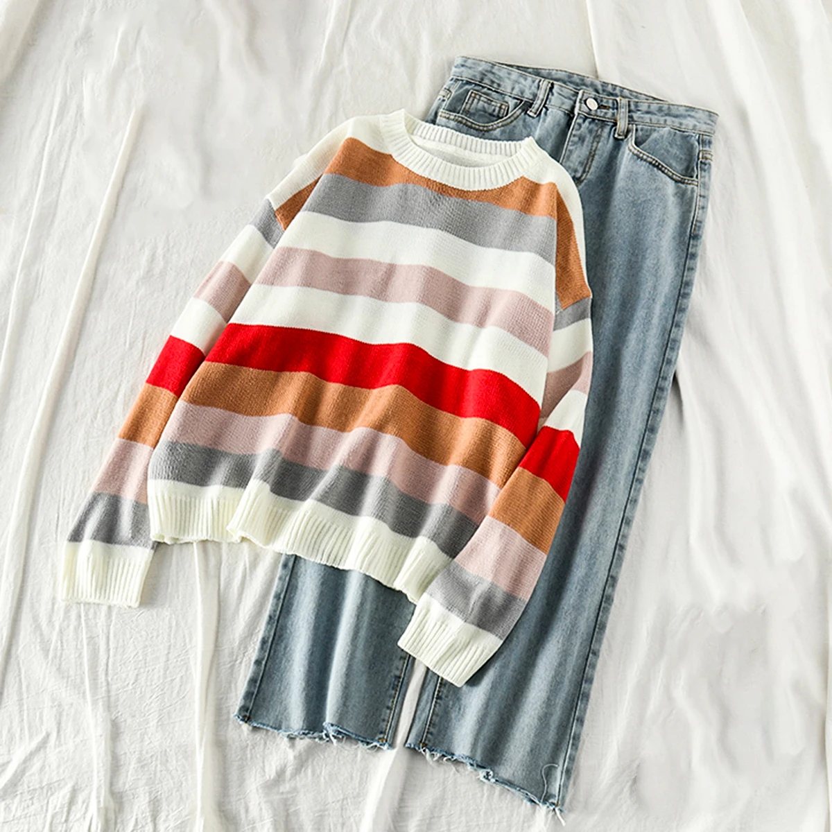 Fashion Loose Two Piece Set Women Colorful Striped Knit Sweater Tops and Wide Leg Trousers Suit Autunm Casual 2 Piece Set Outfit
Fashion Loose Two Piece Set Women Colorful Striped Knit Sweater Tops and Wide Leg Trousers Suit Autunm Casual 2 Piece Set Outfit