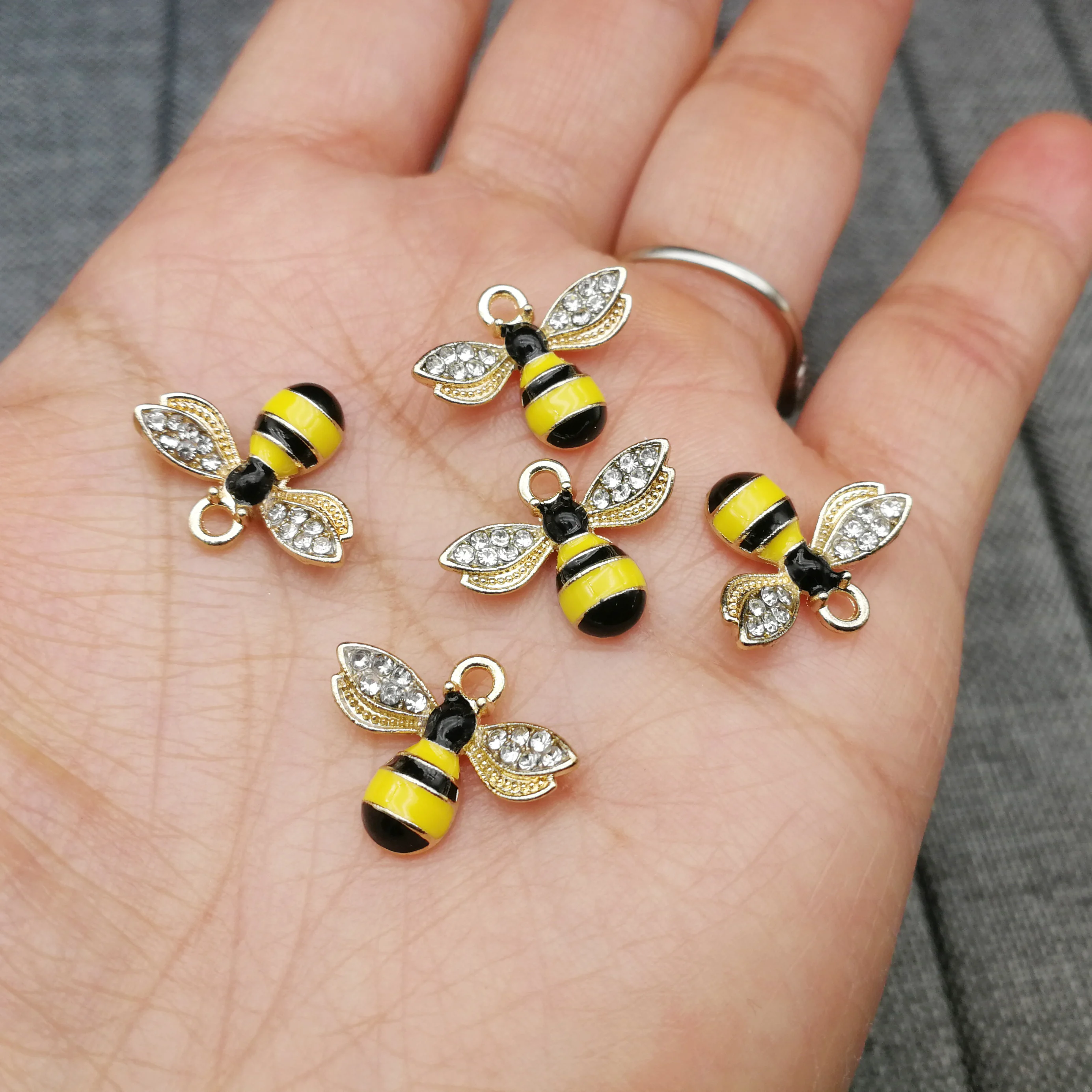 

Crystal Enamel Bee Charms for Jewelry Making and Crafting Charm Fashion Pendant DIY Insect Jewelry Findings Accessories 5PCS
