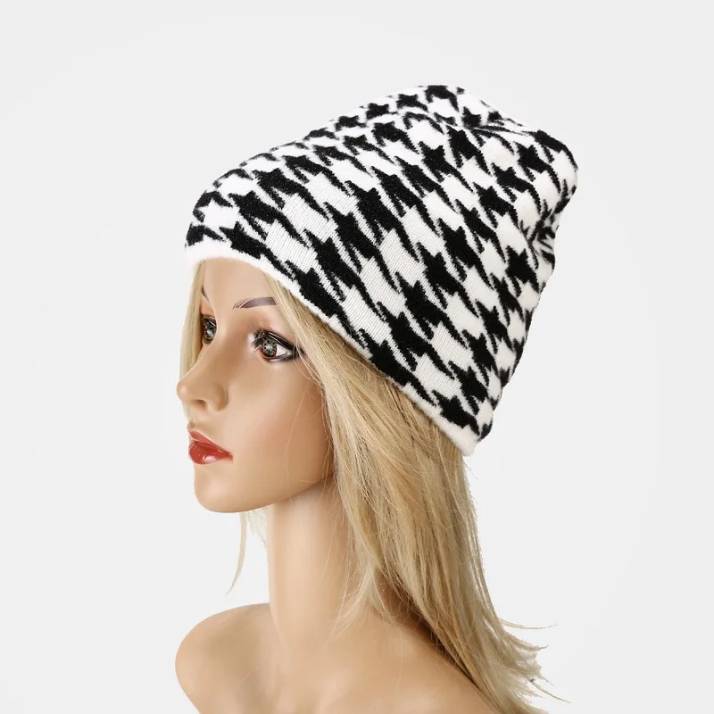 Beanies Women Woolen Knitted Womens Skullies All-match Trendy New Harajuku Chic Students Leisure Cow pattern knitted hat 
Beanies Women Woolen Knitted Womens Skullies All-match Trendy New Harajuku Chic Students Leisure Cow pattern knitted hat