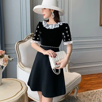 2020 New Spring Summer Retro Beaded Diamond Mini Dress Black Ruffles Lace Patchwork Short Sleeve Velvet Party Dress Vestidos 
2020 New Spring Summer Retro Beaded Diamond Mini Dress Black Ruffles Lace Patchwork Short Sleeve Velvet Party Dress Vestidos