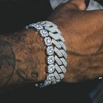2020 New 19mm Cuban Link Bracelet Micro Pave AAA Cubic Zircon Chain Bracelet 3 Row Iced Out Bling Charm Hip Hop Jewelry For Men
2020 New 19mm Cuban Link Bracelet Micro Pave AAA Cubic Zircon Chain Bracelet 3 Row Iced Out Bling Charm Hip Hop Jewelry For Men