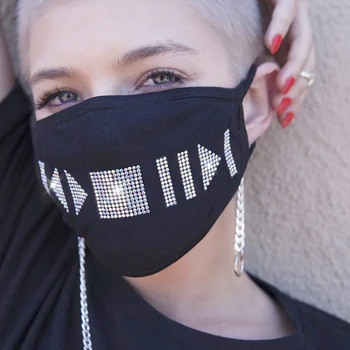 2 Pcs Bling Shining Sequined Face Mask Unisex Sexy Cotton Mouth Masks Face Cover Party Breathable Anti Dust Mouth-muffle Masks
2 Pcs Bling Shining Sequined Face Mask Unisex Sexy Cotton Mouth Masks Face Cover Party Breathable Anti Dust Mouth-muffle Masks