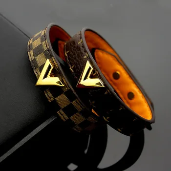 

Titanium steel jewelry hollow letter pattern opening Bracelet lovers square g-word Arabic engraved pattern Bracelet