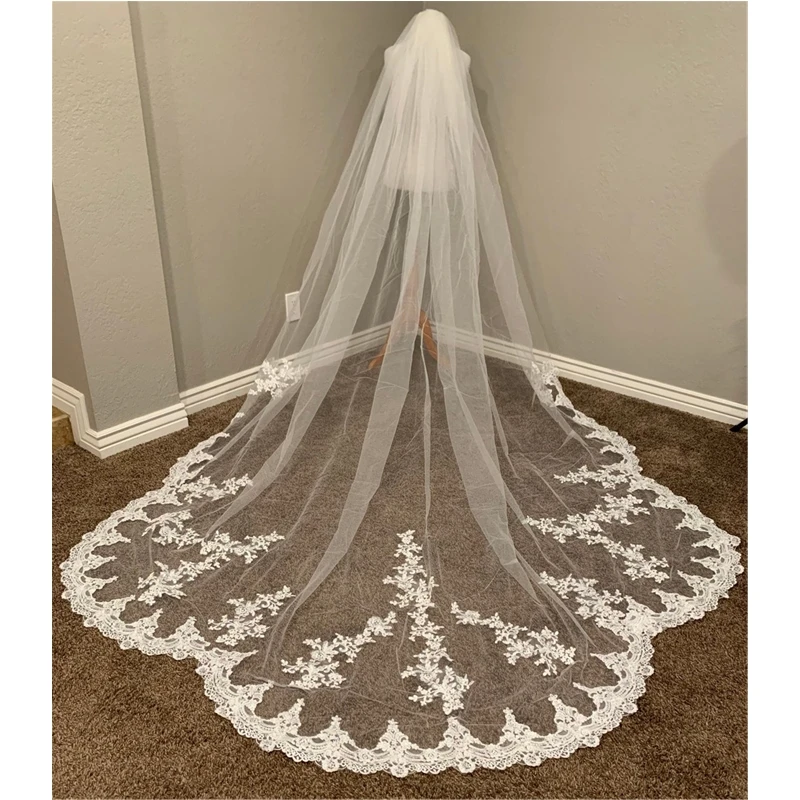 

Real Photos Dramatic Scallop Lace Wedding Veil 2 Layers White Ivory Tulle 3.5 Meters Long Bridal Veils with Comb Accessories New