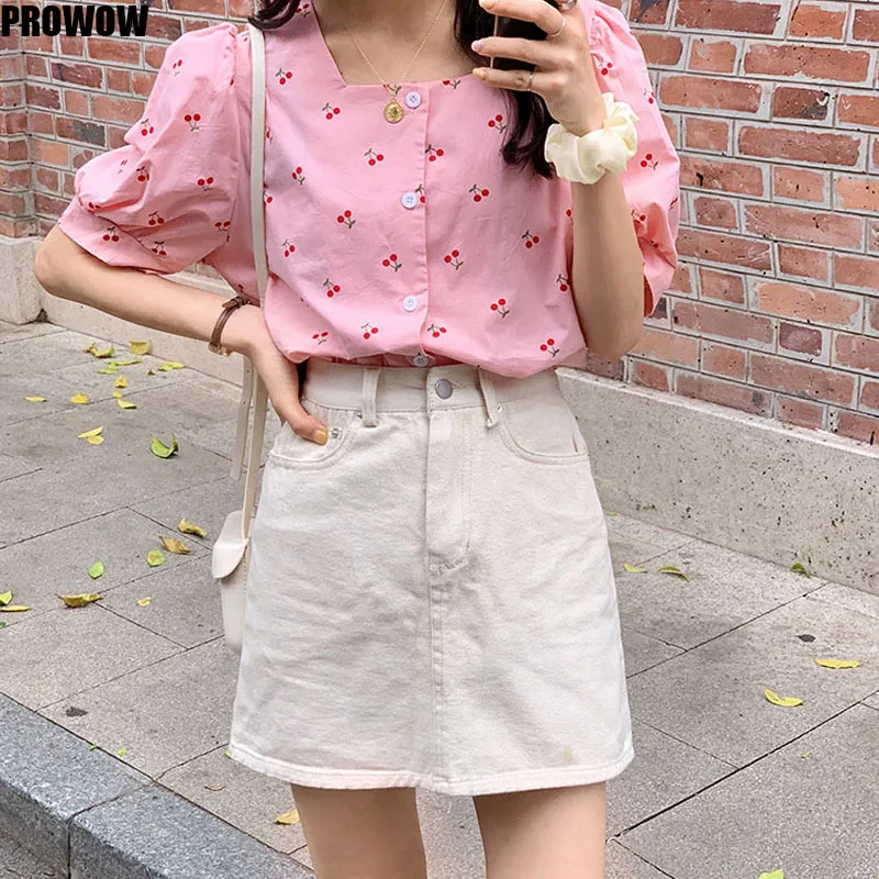 Retro Cherry Print Puff Sleeve Shirt Top Daughter 2020 Summer Korean White Tops Shirt Woman French 
Retro Cherry Print Puff Sleeve Shirt Top Daughter 2020 Summer Korean White Tops Shirt Woman French