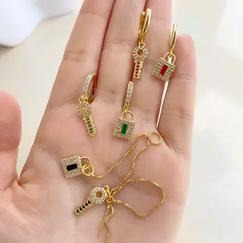 HECHENG 1pair Key Lock Pendant Gold asymmetry earrings ear line Wholesale CZ Brass Crystal Jewelry Accessories For Women VD615
HECHENG 1pair Key Lock Pendant Gold asymmetry earrings ear line Wholesale CZ Brass Crystal Jewelry Accessories For Women VD615