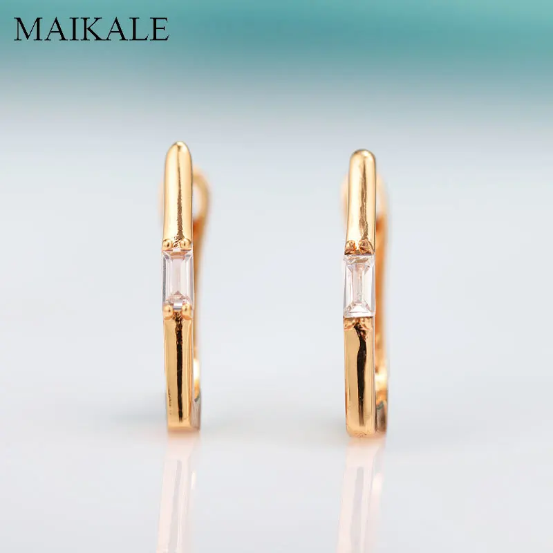 MAIKALE Exquisite Geometric Small Stud Earrings Gold Silver Ear Studs Square Zirconia Earrings for Women Jewelry Fashion Gifts
MAIKALE Exquisite Geometric Small Stud Earrings Gold Silver Ear Studs Square Zirconia Earrings for Women Jewelry Fashion Gifts