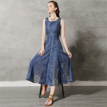 Women Cotton A line Dress 2020 Vintage Women's Denim Dresses Sundress Embroidery O-Neck Vestido Sleeveless Women Tank Dresses
Women Cotton A line Dress 2020 Vintage Women's Denim Dresses Sundress Embroidery O-Neck Vestido Sleeveless Women Tank Dresses