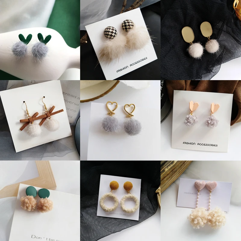 Autumn Winter Style Pompon Drop Earrings Hot Selling Heart Round Bowknot Warm Cloth Artificail Hair Ball Earrings For Women Gift
Autumn Winter Style Pompon Drop Earrings Hot Selling Heart Round Bowknot Warm Cloth Artificail Hair Ball Earrings For Women Gift