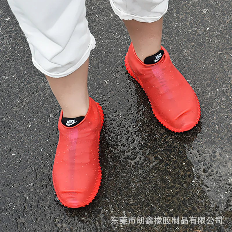 Hot Selling Waterproof Overshoe Anti-slip Wear-resistant Silica Gel Shoe Cover Black And White with Pattern Rubber Waterproof Sh 
Hot Selling Waterproof Overshoe Anti-slip Wear-resistant Silica Gel Shoe Cover Black And White with Pattern Rubber Waterproof Sh