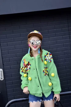 Cotton coat female 2019 winter new original Thai street fashion cartoon sequins imitation lamb hair warm shirt women
Cotton coat female 2019 winter new original Thai street fashion cartoon sequins imitation lamb hair warm shirt women