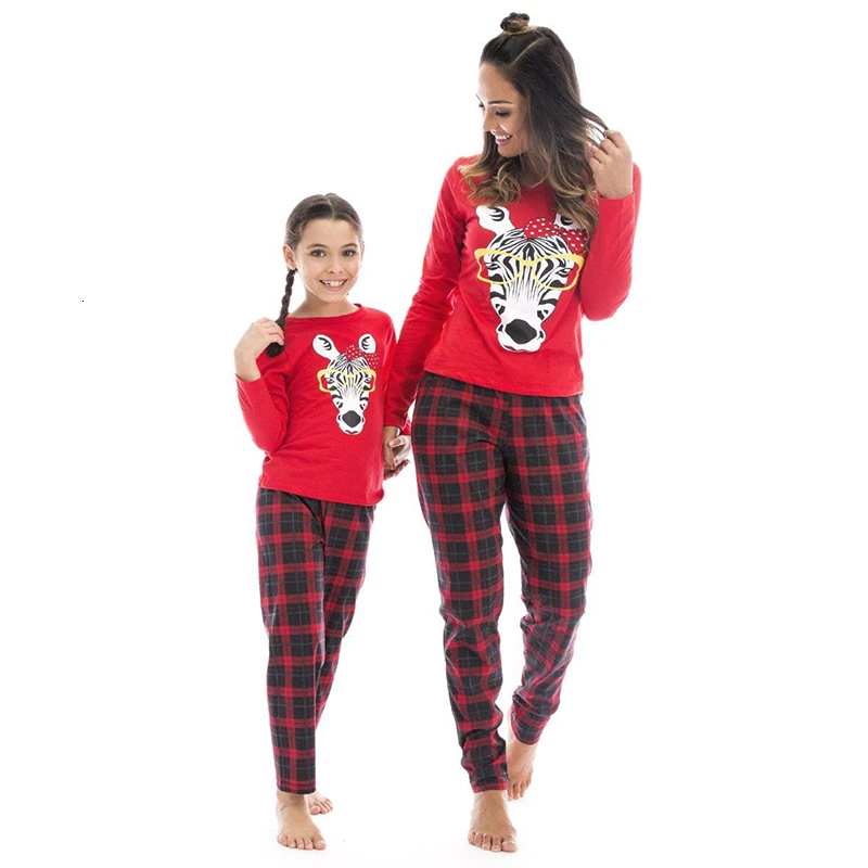 Фото Mommy And Me Clothes Hot Family Matching Outfits Christmas Home Printing Pajamas Baby Boy Girl Mom Winter Clothing Set Wholesale | Мать и