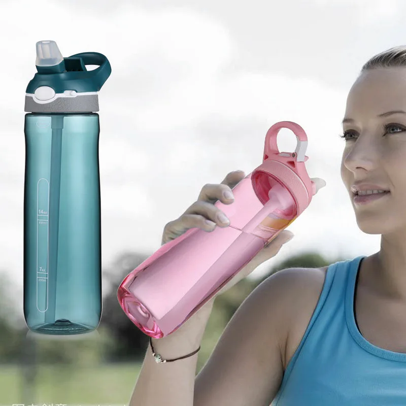 750ml Outdoor Hook Handle Bounce Nozzle With Lock Key Plastic Large Capacity Sports Bottle Space Cup Hiking Travel Essential
750ml Outdoor Hook Handle Bounce Nozzle With Lock Key Plastic Large Capacity Sports Bottle Space Cup Hiking Travel Essential