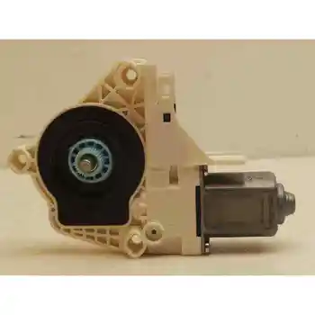 8K0959812A, 1036919813201, 1903150430241224 WINDOW MOTOR REAR RIGHT Audi A4 BER. (B8)
8K0959812A, 1036919813201, 1903150430241224 WINDOW MOTOR REAR RIGHT Audi A4 BER. (B8)