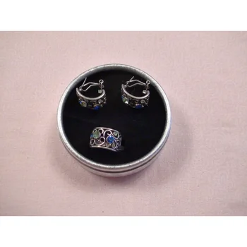 Набор серьги кольцо элегантный NB 209 BLU голубой цвет
Набор серьги кольцо элегантный NB 209 BLU голубой цвет