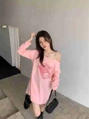 Real Shot Cost-Effective ~ Pearl Halter Printed Letter Long Sleeve | Женская одежда