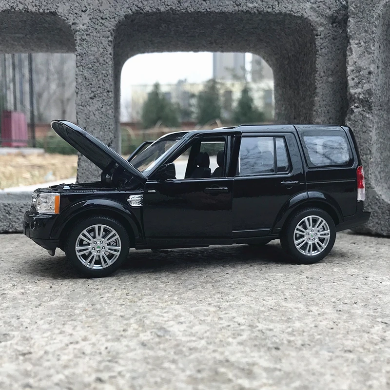 WELLY 1:24 Land Rover Discovery 4 car simulation alloy car model crafts decoration collection toy tools gift
WELLY 1:24 Land Rover Discovery 4 car simulation alloy car model crafts decoration collection toy tools gift