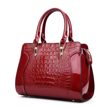 Ladies shoulder bag European and American style design shoulder bag crocodile pattern handbag doctor bag diagonal bag
Ladies shoulder bag European and American style design shoulder bag crocodile pattern handbag doctor bag diagonal bag