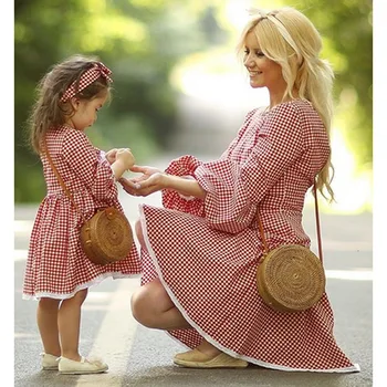 Mother Daughter Dress Family Clothing Three Quarter Sleeve Pink Plaid Summer Short Dress Girls Clothes Women Kid Baby Outfits
Mother Daughter Dress Family Clothing Three Quarter Sleeve Pink Plaid Summer Short Dress Girls Clothes Women Kid Baby Outfits