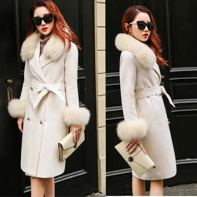Fashion Women Woolen Coat 2020 Winter New Slim Solid Pocket Double-Breasted Big Fur Collar Thick Warm Woolen Coat Female Outwear
Fashion Women Woolen Coat 2020 Winter New Slim Solid Pocket Double-Breasted Big Fur Collar Thick Warm Woolen Coat Female Outwear