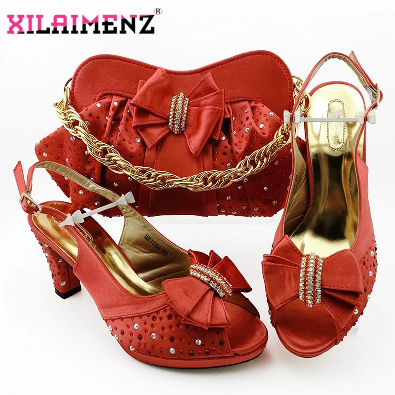 2019 Elegant Style African Women Shoes And Bag To Match Set Italian High Heels Party Shoes And Bag Set For Wedding Dress
2019 Elegant Style African Women Shoes And Bag To Match Set Italian High Heels Party Shoes And Bag Set For Wedding Dress