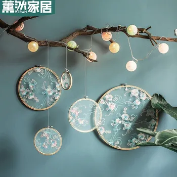 Chinese-Style Frames for Bamboo Embroidery Embroidered Ornaments Wedding Props Decorative Hanging Bracket Handmade Crafts Living
Chinese-Style Frames for Bamboo Embroidery Embroidered Ornaments Wedding Props Decorative Hanging Bracket Handmade Crafts Living