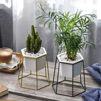 Nordic style geometric wrought iron simple succulent flower pot wrought iron frame ceramic green plant desktop flower pot
Nordic style geometric wrought iron simple succulent flower pot wrought iron frame ceramic green plant desktop flower pot