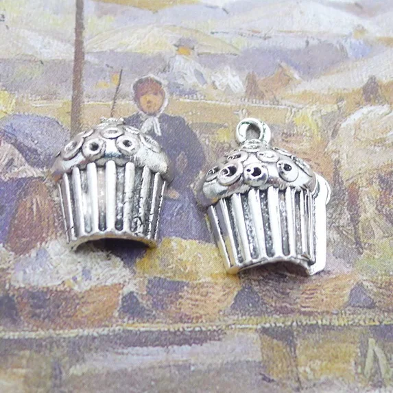 10pcs/Lot 15x20mm Cake Cupcake Alloy Charms Antique Silver Color Pendants for DIY Jewelry Making Charm
10pcs/Lot 15x20mm Cake Cupcake Alloy Charms Antique Silver Color Pendants for DIY Jewelry Making Charm