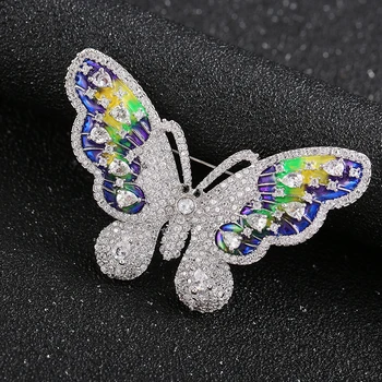 Beautiful Luxury Zircon Butterfly Brooch Rhinestone Brooches Pin Wedding Broaches Insect Pin Jewelry broches de mulheres de luxo
Beautiful Luxury Zircon Butterfly Brooch Rhinestone Brooches Pin Wedding Broaches Insect Pin Jewelry broches de mulheres de luxo