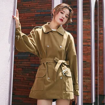 LANMREM 2020 Tooling Short Jacket Female Loose Retro Street Spring Lapel Solid Color Lace Up Pocket New Windbreaker 19B-a386
LANMREM 2020 Tooling Short Jacket Female Loose Retro Street Spring Lapel Solid Color Lace Up Pocket New Windbreaker 19B-a386