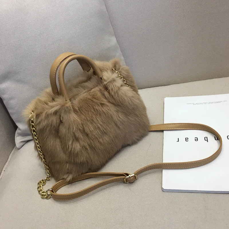 New Fashion Plush One-shoulder Female Bag Rabbit Fur Female Bag Fur Bagwomen Bag
New Fashion Plush One-shoulder Female Bag Rabbit Fur Female Bag Fur Bagwomen Bag