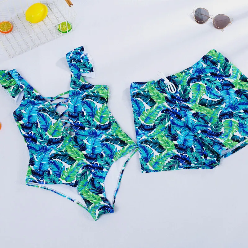 

Summer Couple Women Swimsuit Beach Shorts Men Ruffle Monokini Leaf Print Couple Bikini Set Flounce Swimwear 2019 New Beachwear