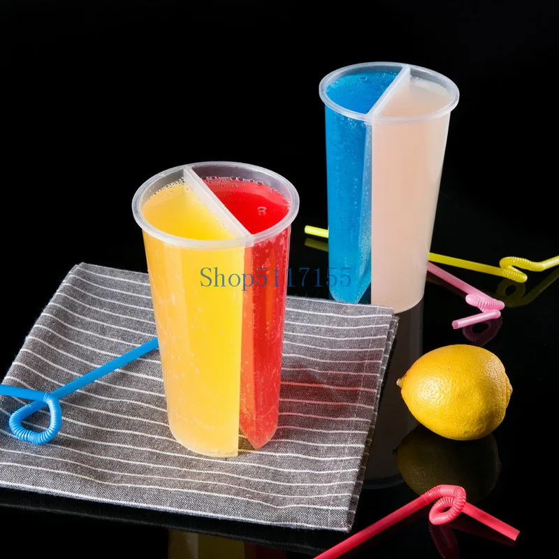 700ml Creative Special Thickness Double Grid Disposable Plastic Cup Hot Cold Drink Juice Share cup Couple sharing cup 500pcs 
700ml Creative Special Thickness Double Grid Disposable Plastic Cup Hot Cold Drink Juice Share cup Couple sharing cup 500pcs