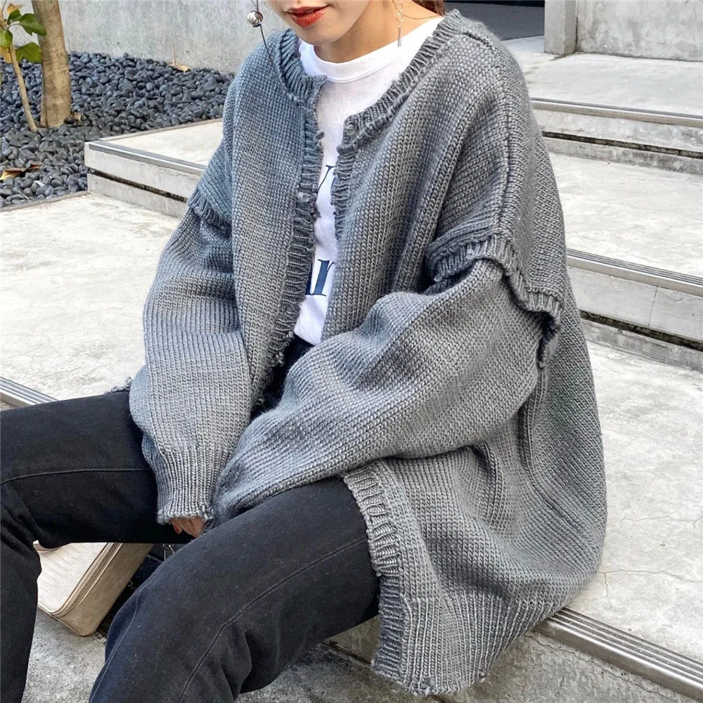 Spring Autumn Two-wear Knitted Cardigan With Raw Edge Personality Simple Women Loose Sweater Tide Female Fashion Tops Japanese
Spring Autumn Two-wear Knitted Cardigan With Raw Edge Personality Simple Women Loose Sweater Tide Female Fashion Tops Japanese