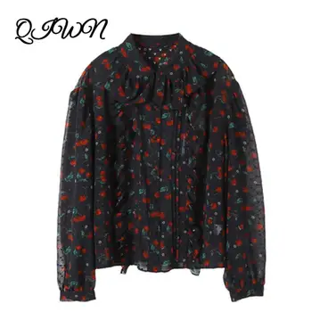 Runway Brand 2020 Summer New Wild Loose Wood Ear Lapel Red Cherry Print Chiffon Shirt Women Elegant Office Casual Blouse Top 
Runway Brand 2020 Summer New Wild Loose Wood Ear Lapel Red Cherry Print Chiffon Shirt Women Elegant Office Casual Blouse Top