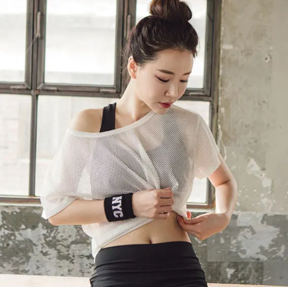 Fitness sports smock women quick-drying T-shirt mesh translucent mesh short sleeve
Fitness sports smock women quick-drying T-shirt mesh translucent mesh short sleeve