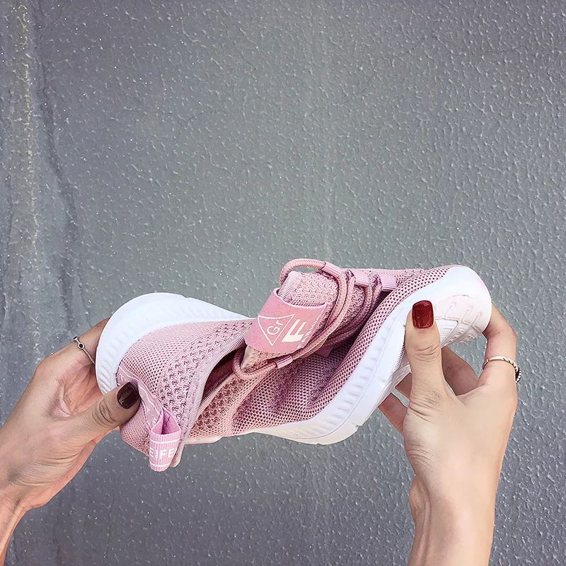 2018 Winter New Style plus Velvet Athletic Shoes Women's Versatile Korean-style Warm Soft-Sole Driving Shoes Thick Cotton Shoes
2018 Winter New Style plus Velvet Athletic Shoes Women's Versatile Korean-style Warm Soft-Sole Driving Shoes Thick Cotton Shoes