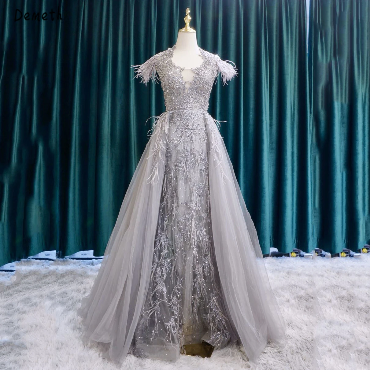 Gray Feather Evening Dresses 2019 Sleeveless Luxury Mermaid Evening Gowns Real Photos
Gray Feather Evening Dresses 2019 Sleeveless Luxury Mermaid Evening Gowns Real Photos
