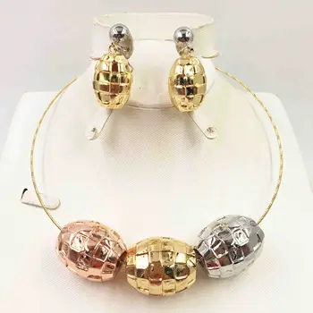 Hot sale African beads wedding jewelry set -color Nigeria classic Necklace fashion women Bangle Earring Ring
Hot sale African beads wedding jewelry set -color Nigeria classic Necklace fashion women Bangle Earring Ring