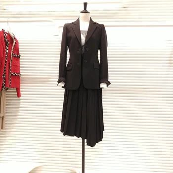 Spring and Autumn women's suit casual solid color single-breasted belt decoration suit
Spring and Autumn women's suit casual solid color single-breasted belt decoration suit