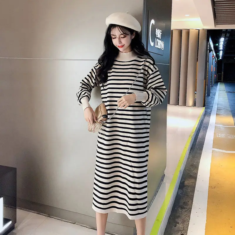 Autumn Women Dress Winter 2020 Knit Sweater New Korean Style Long Sleeve Loose Over The Knee Slit Striped Dress Women
Autumn Women Dress Winter 2020 Knit Sweater New Korean Style Long Sleeve Loose Over The Knee Slit Striped Dress Women