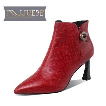 MLJUESE 2021 women Ankle boots Cow leather Winter short plush Pointed Toe Metal Decoration High heels female boots size 39
MLJUESE 2021 women Ankle boots Cow leather Winter short plush Pointed Toe Metal Decoration High heels female boots size 39